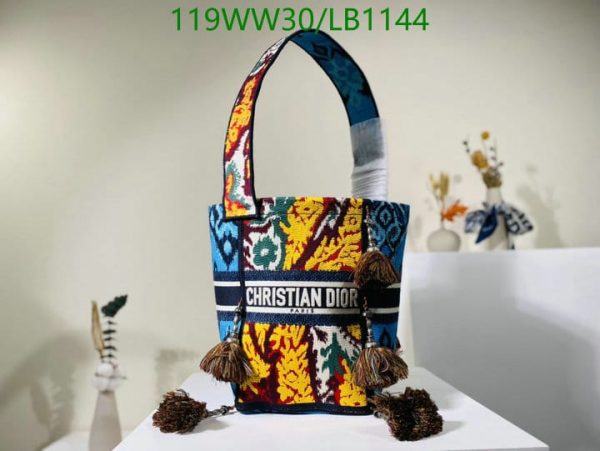 Christian Dior AAA+ Replica 2021 SS D-Bubble Bucket Bag LB11444297316