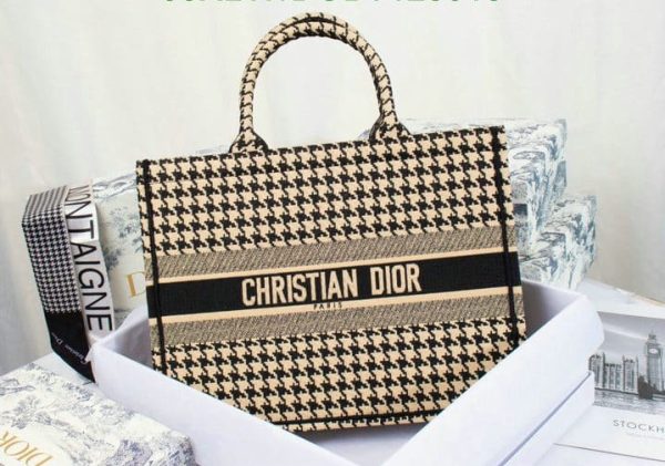 Christian Dior AAA+ Replica Canvas Beige Book Tote Bag DOBT123015287