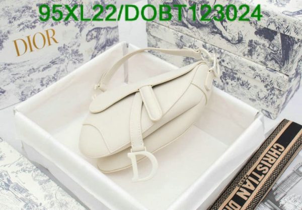 Christian Dior AAA+ Replica Grained Leather Saddle Bag DOBT123024167