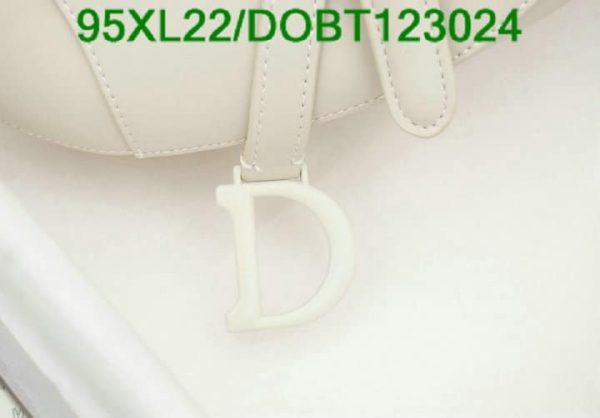 Christian Dior AAA+ Replica Grained Leather Saddle Bag DOBT123024167