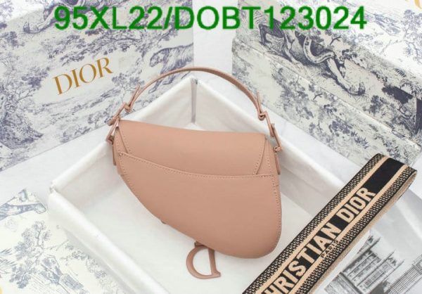 Christian Dior AAA+ Replica Grained Leather Saddle Bag DOBT123024167