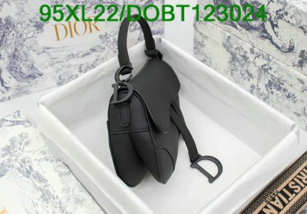 Christian Dior AAA+ Replica Grained Leather Saddle Bag DOBT123024167