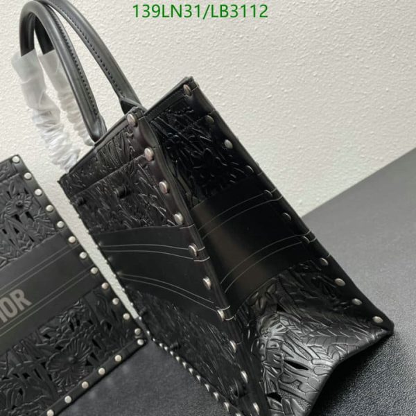 Christian Dior AAA+ Replica Hand-embossed Book Tote LB31121829716