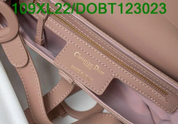 Christian Dior AAA+ Replica Luxury Leather Saddle Bag DOBT123023854