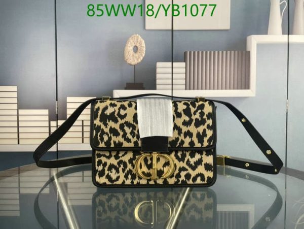 Christian Dior AAA+ Replica Oblique 30 Montaigne Bag YB10776452978