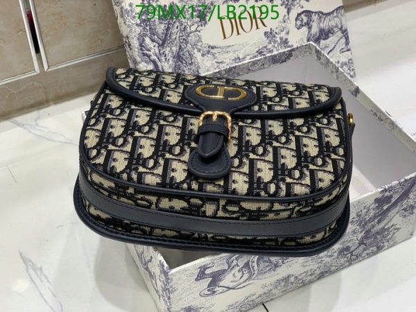 Christian Dior AAA+ Replica Oblique Medium Flap Bobby Bag LB21954197628