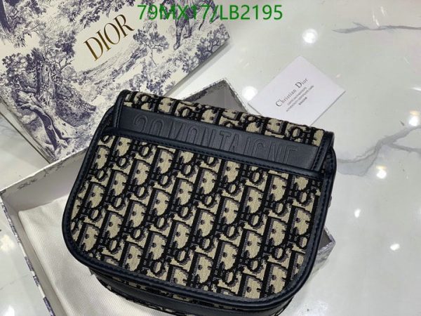 Christian Dior AAA+ Replica Oblique Medium Flap Bobby Bag LB21954197628