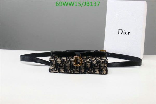 Christian Dior AAA+ Replica Oblique Saddle Pouch Chain Bag JB13816431975