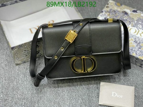 Dior AAA+ Replica Bag Inspired 30 Montaigne Cedar LB21928749318