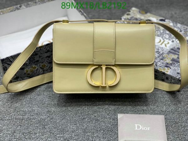 Dior AAA+ Replica Bag Inspired 30 Montaigne Cedar LB21928749318