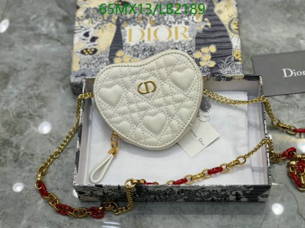 Dior AAA+ Replica Dioramour Caro Heart Pouch With Chain LB21894693187