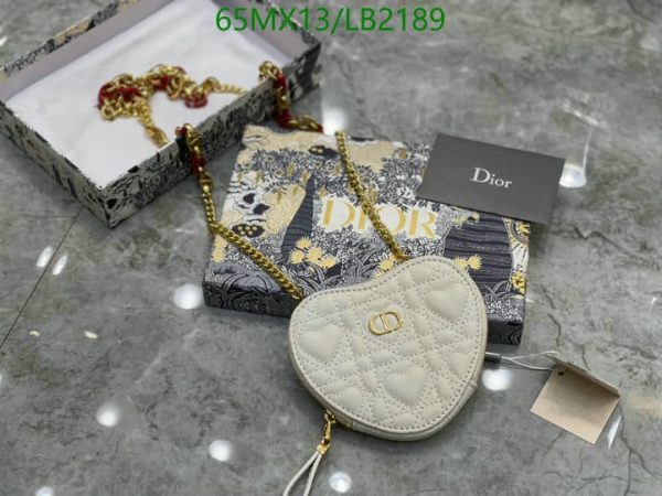 Dior AAA+ Replica Dioramour Caro Heart Pouch With Chain LB21894693187