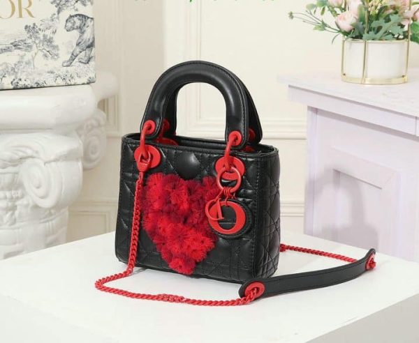 Dior AAA+ Replica Embroidered Flowers Heart Lady Bag D0B0718522849