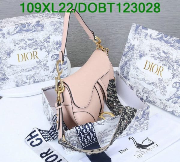 Dior AAA+ Replica Saddle Designer Ladies Handle Bag DOBT123028187