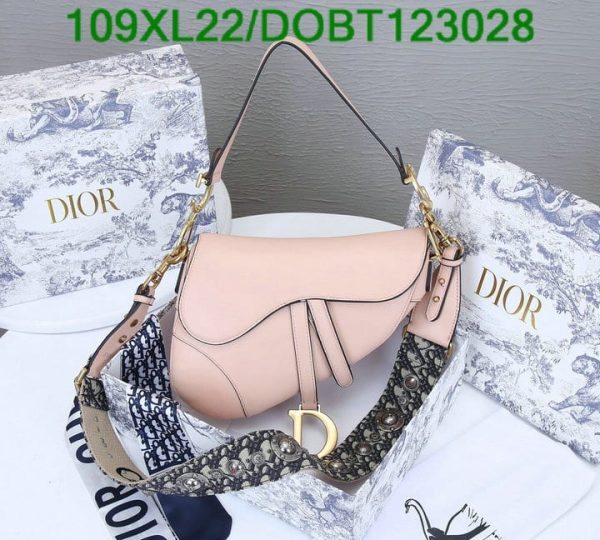 Dior AAA+ Replica Saddle Designer Ladies Handle Bag DOBT123028187