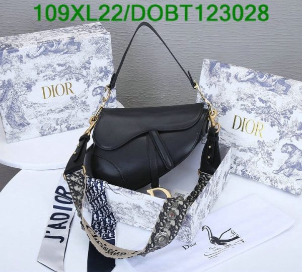 Dior AAA+ Replica Saddle Designer Ladies Handle Bag DOBT123028187