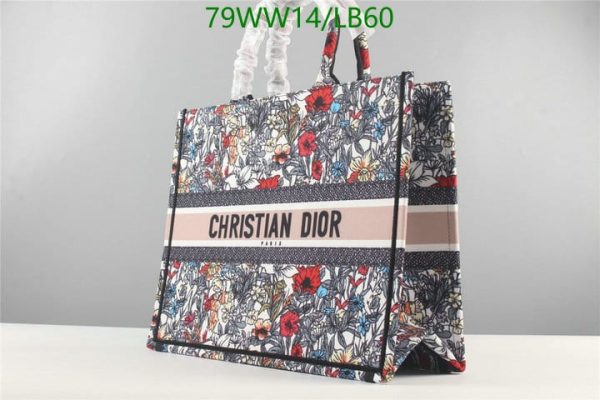 Dior Mutabilis AAA+ Replica Canvas Book Tote LB60164397512