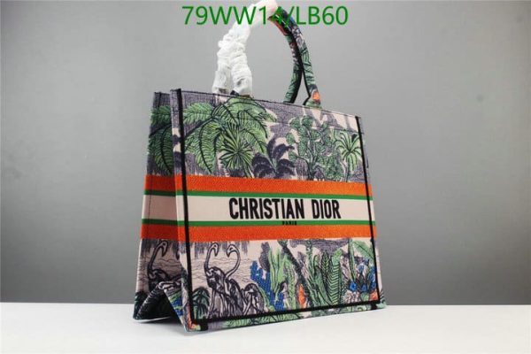 Dior Mutabilis AAA+ Replica Canvas Book Tote LB60164397512