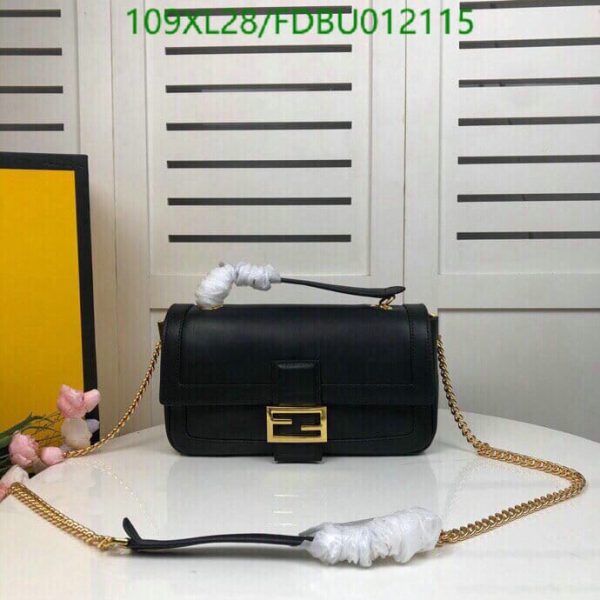 Fendi AAA+ Replica Baguette Chain Medium Bag FDBU012115573