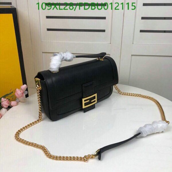 Fendi AAA+ Replica Baguette Chain Medium Bag FDBU012115573