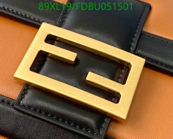 Fendi AAA+ Replica Baguette Chain Mini Bag FDBU051501576