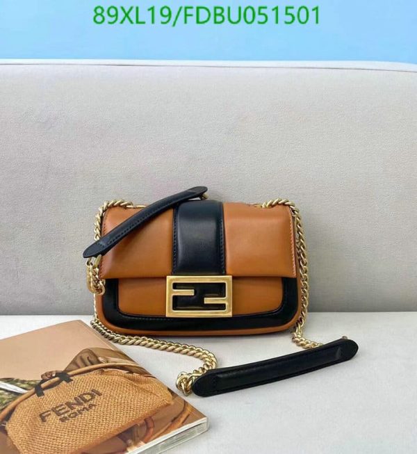 Fendi AAA+ Replica Baguette Chain Mini Bag FDBU051501576