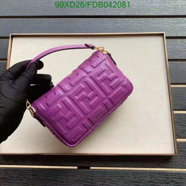 Fendi AAA+ Replica Baguette Sheepskin Leather Bag FDB0420814758