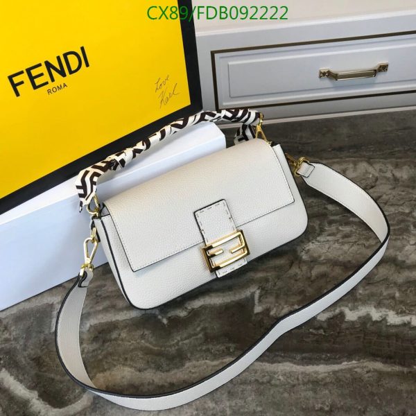 Fendi AAA+ Replica Selleria Baguette NM Leather Medium Bag FDB0922224573