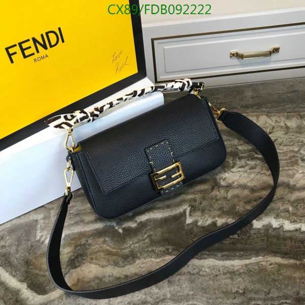 Fendi AAA+ Replica Selleria Baguette NM Leather Medium Bag FDB0922224573