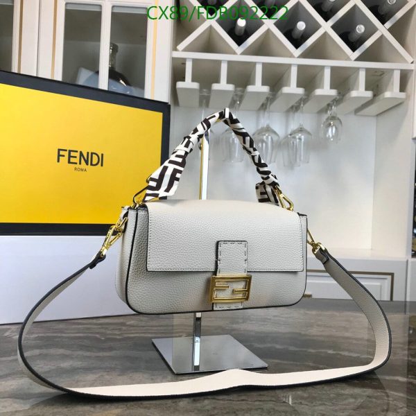 Fendi AAA+ Replica Selleria Baguette NM Leather Medium Bag FDB0922224573