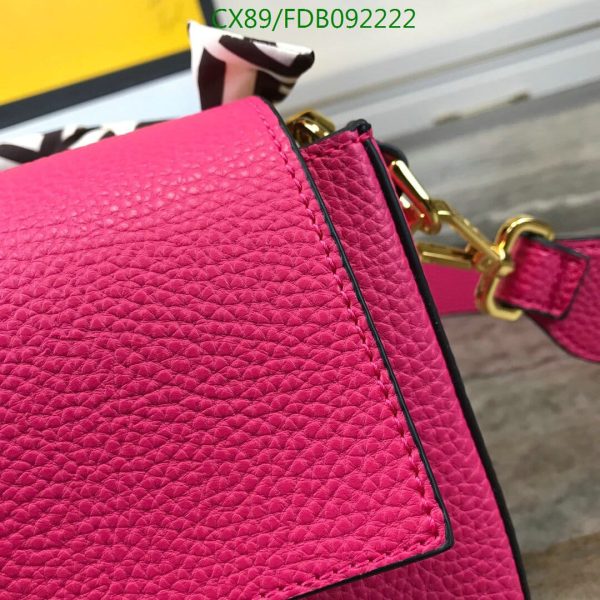 Fendi AAA+ Replica Selleria Baguette NM Leather Medium Bag FDB0922224573