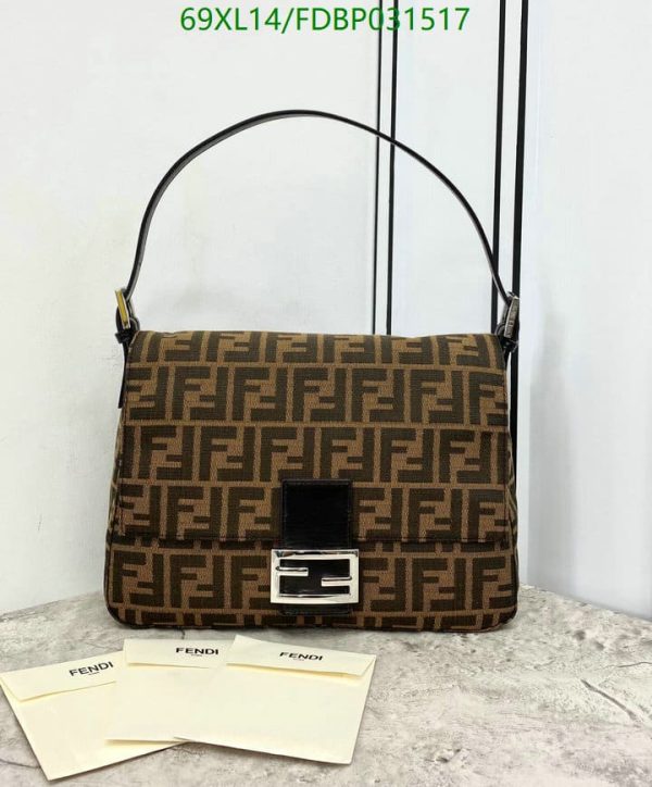 Fendi AAA+ Replica Baguette Shoulder bag FDBP031517258