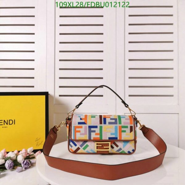 Fendi AAA+ Replica Baguette bag For Women FDBU01212221