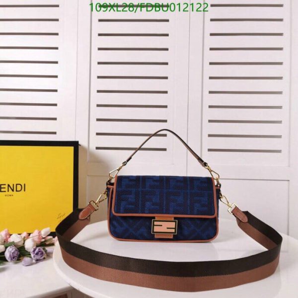 Fendi AAA+ Replica Baguette bag For Women FDBU01212221