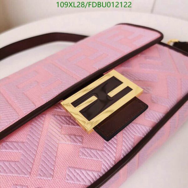 Fendi AAA+ Replica Baguette bag For Women FDBU01212221