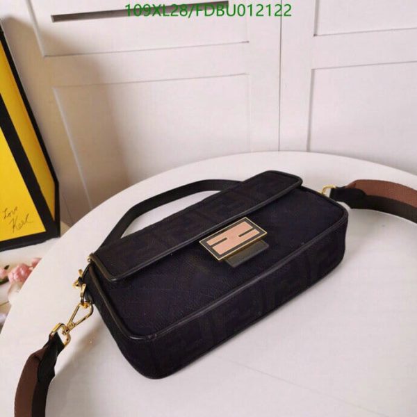 Fendi AAA+ Replica Baguette bag For Women FDBU01212221