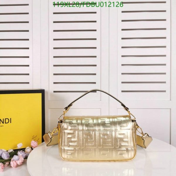 Fendi AAA+ Replica Baguette bag in mini size FDBU012126125