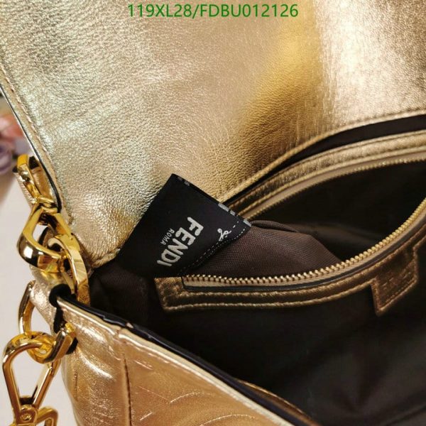 Fendi AAA+ Replica Baguette bag in mini size FDBU012126125