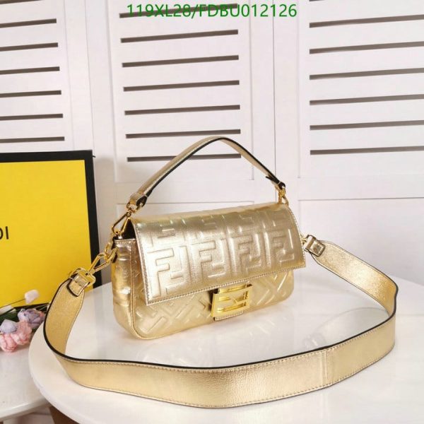 Fendi AAA+ Replica Baguette bag in mini size FDBU012126125