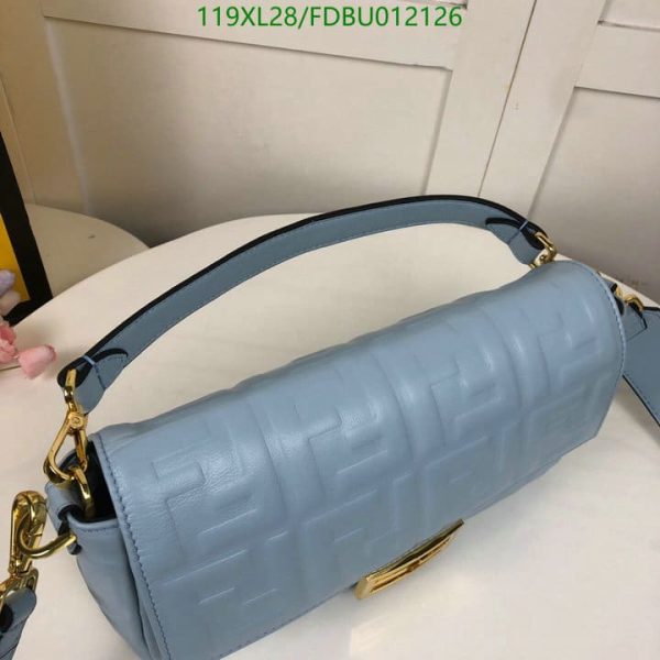 Fendi AAA+ Replica Baguette bag in mini size FDBU012126125