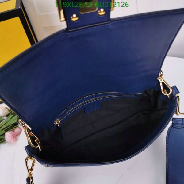 Fendi AAA+ Replica Baguette bag in mini size FDBU012126125