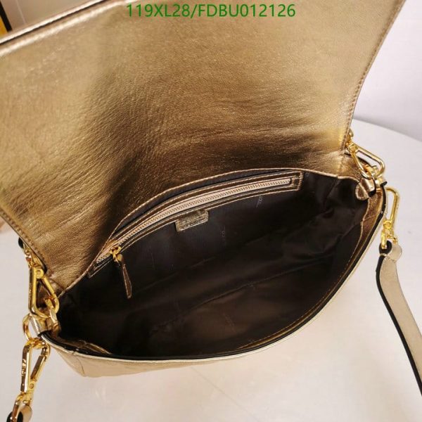 Fendi AAA+ Replica Baguette bag in mini size FDBU012126125