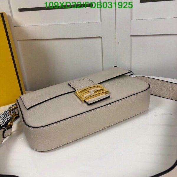 Fendi AAA+ Replica Calfskin Romano Selleria Large Baguette Papavero FDB0319254576