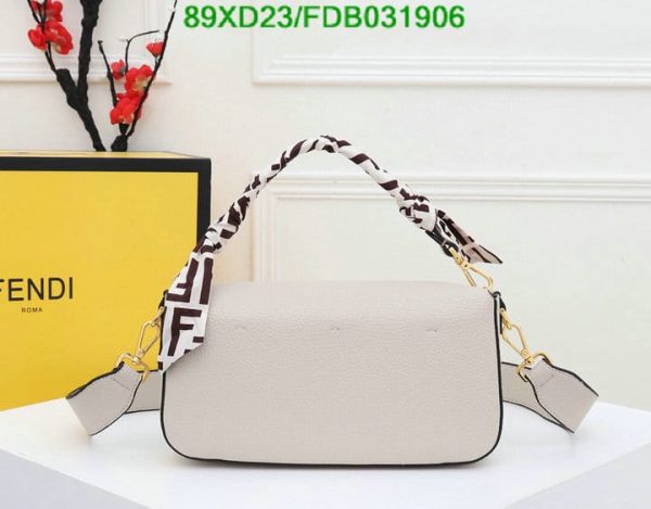 Fendi AAA+ Replica Romano Selleria Baguette Papavero Bag FDB0319064576