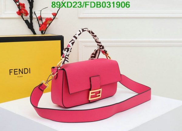 Fendi AAA+ Replica Romano Selleria Baguette Papavero Bag FDB0319064576