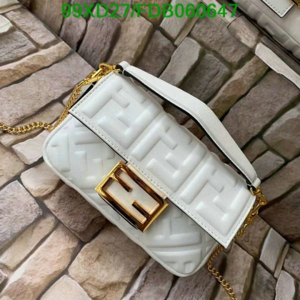 Fendi AAA+ Replica Metallic Nappa Embossed Baguette B060647576208