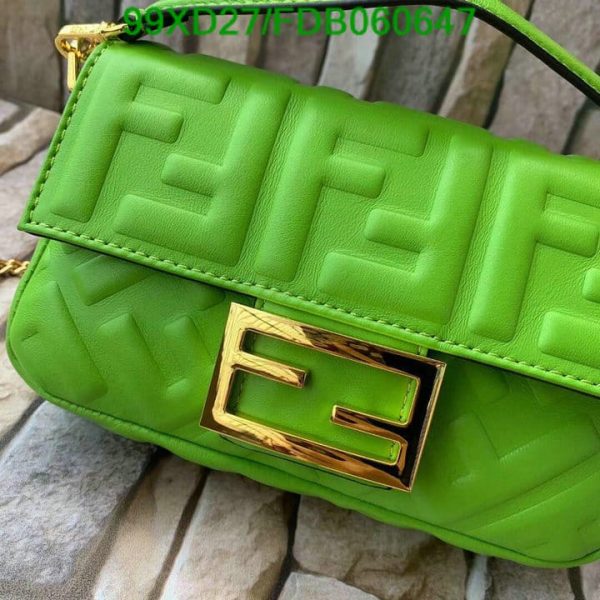 Fendi AAA+ Replica Metallic Nappa Embossed Baguette B060647576208