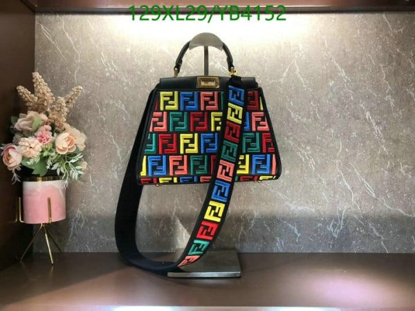 Fendi AAA+ Replica New peekaboo women’s handbag tote YB41525702346