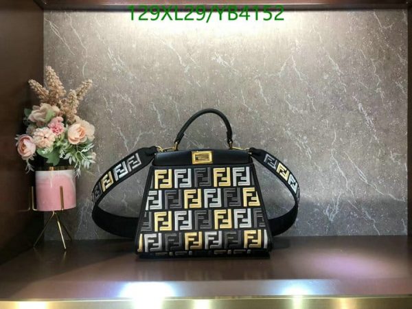 Fendi AAA+ Replica New peekaboo women’s handbag tote YB41525702346