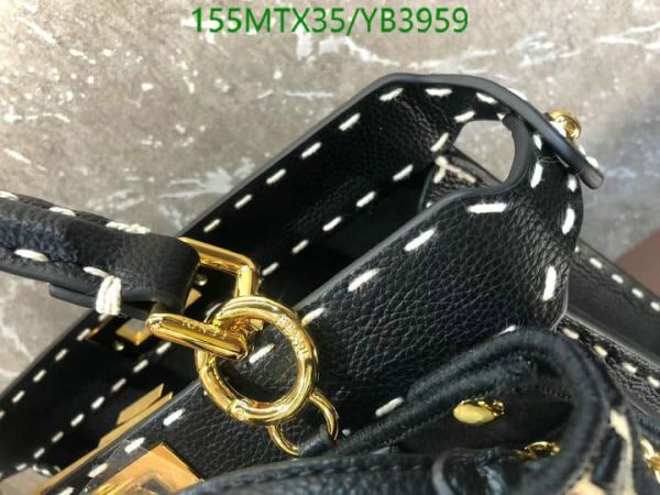 Fendi AAA+ Replica Peekaboo Hand Bag YB39591597523